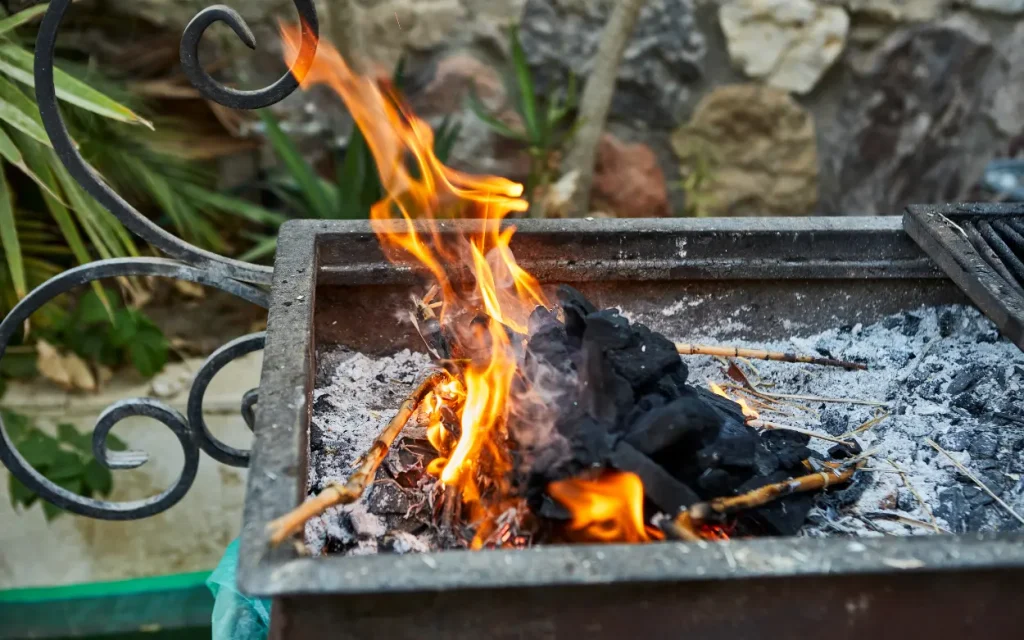Best Fire Pit Options for Use Under a Gazebo